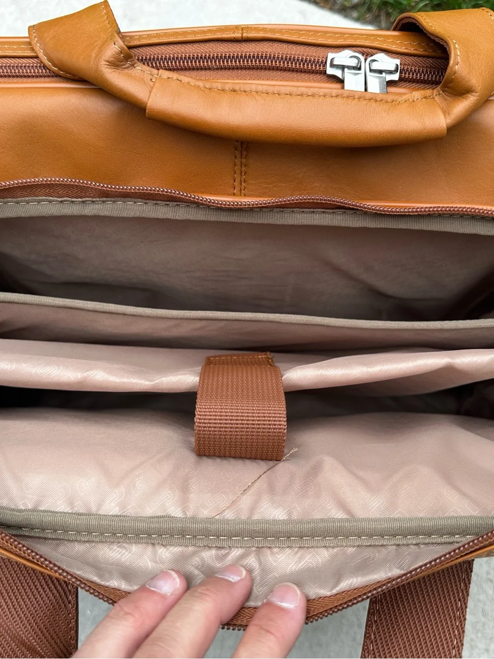 WALKER Solo BROWN LEATHER ROLLING BRIEFCASE, never used !
